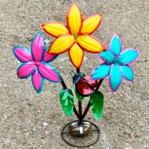 Triple lily on stand